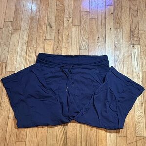 Navy Blueish purple Jogger capri pants #595